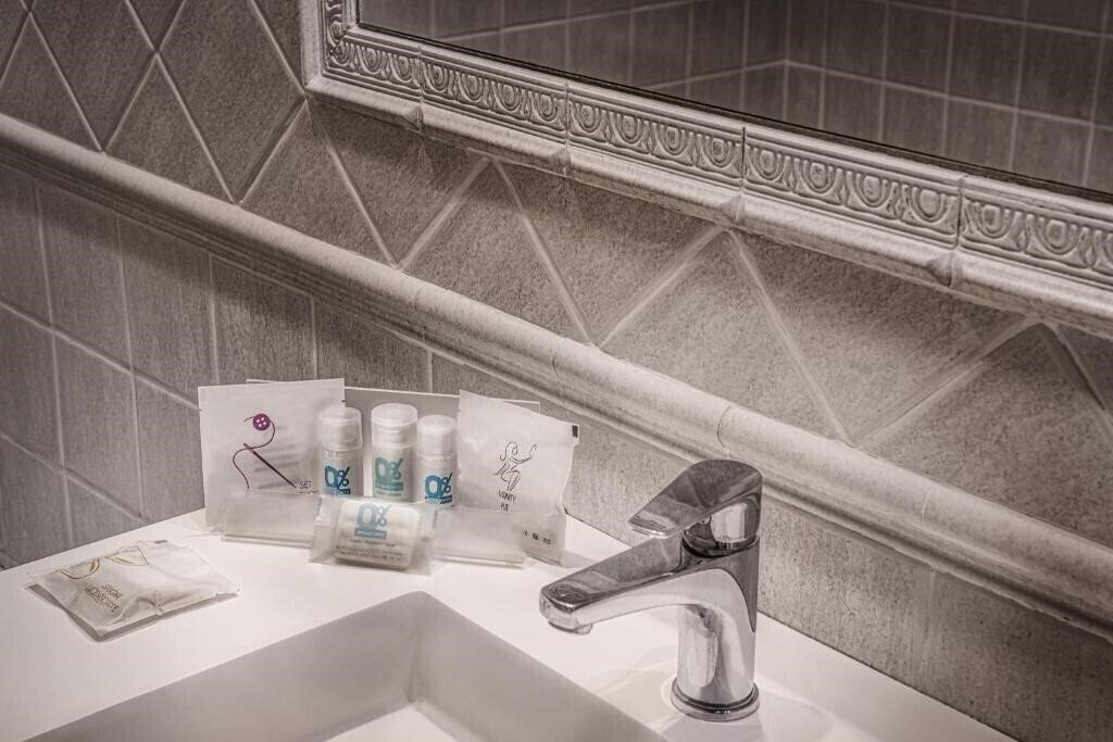 Varese Hotel 4* фотосуреті