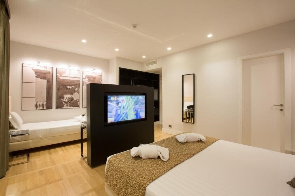 Фото Floris Hotel 3*