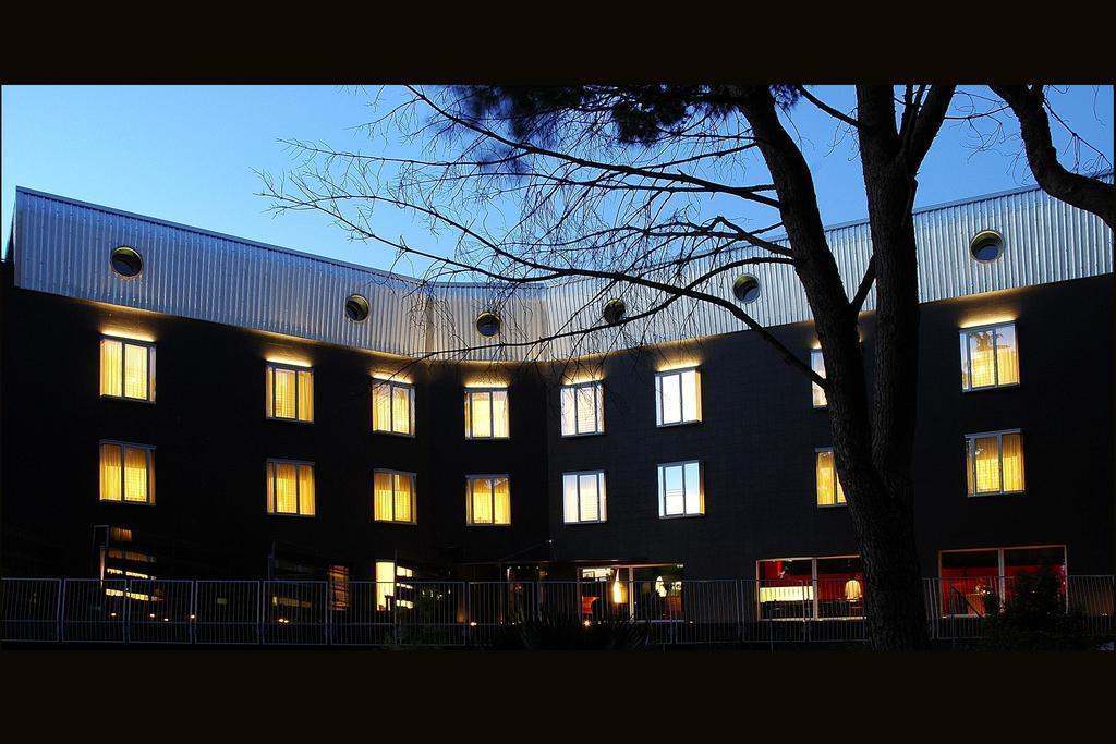 Black Hotel 4* суреті