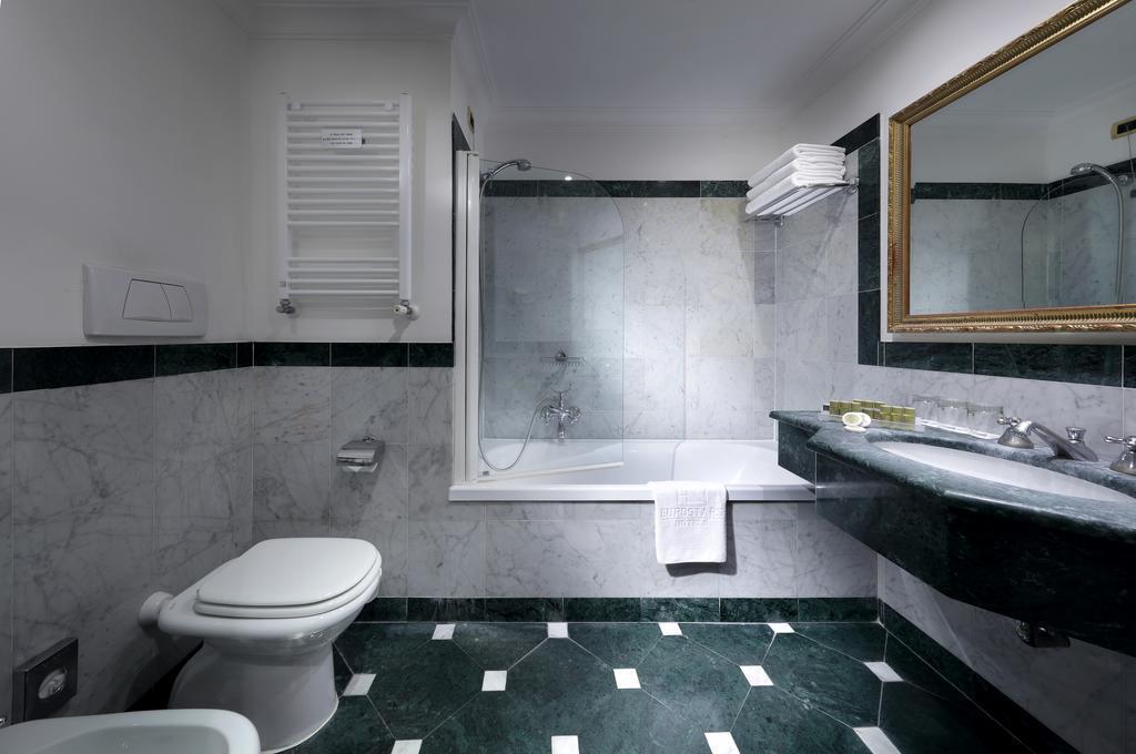 International Palace 4* суреті