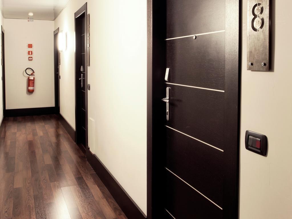 Caprice 3* фотосуреті