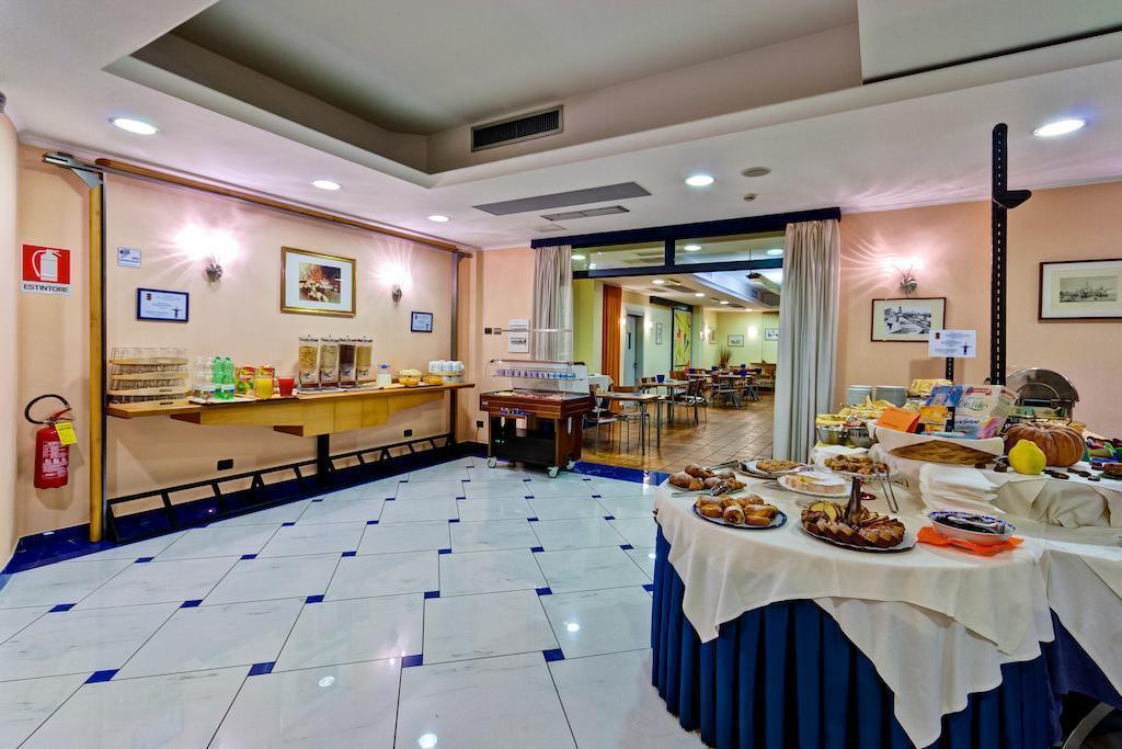 Фото Blu Hotel 4*