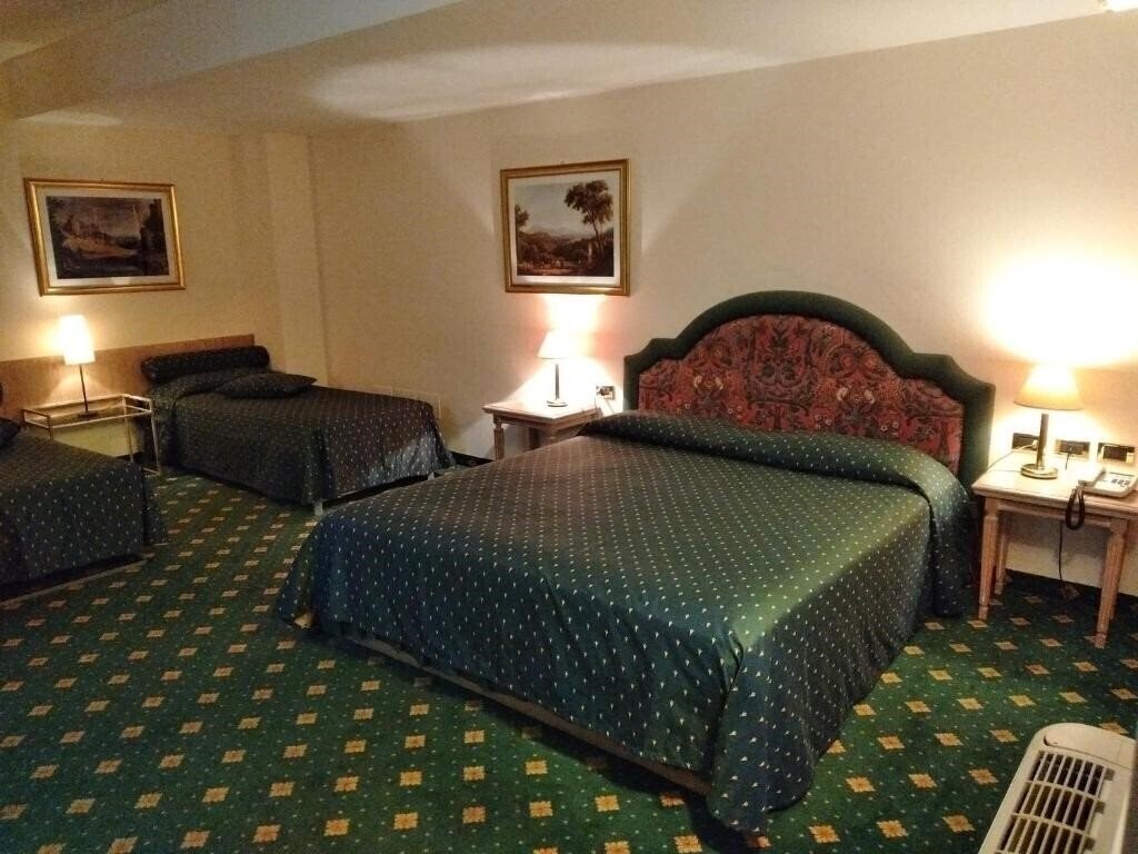 Картинка Polo 4*