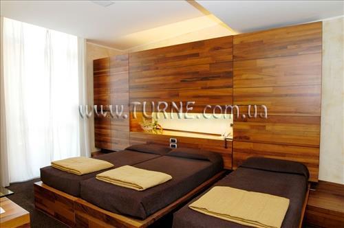 Отель Tritone 3*