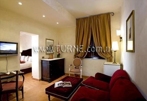 Donna Camilla Savelli 4* суреті