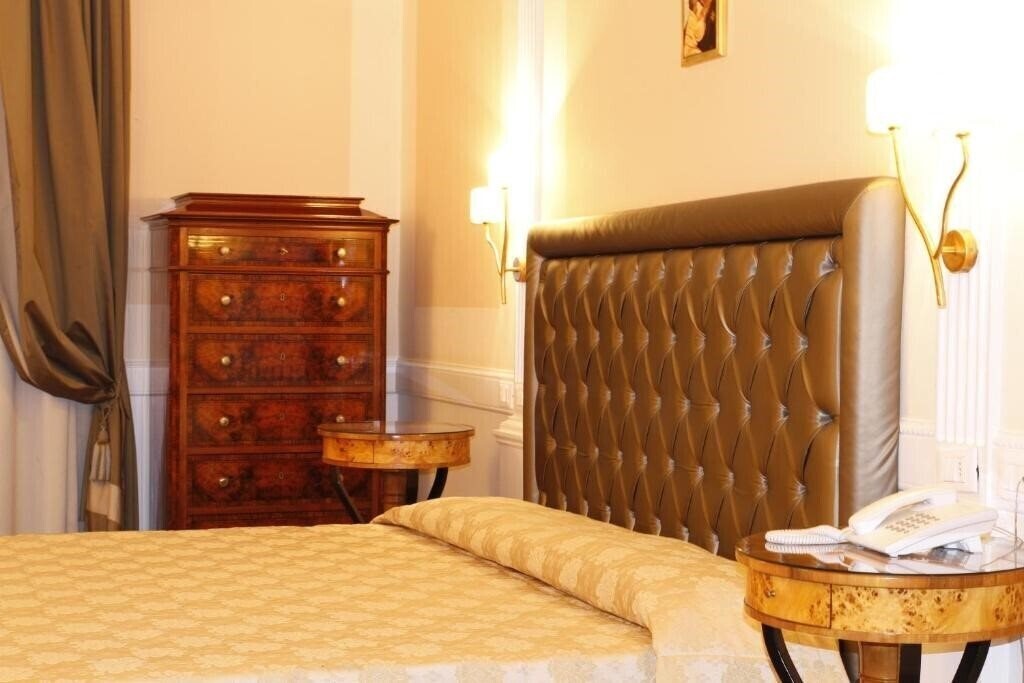 Boutique Hotel Trevi 4* суреті