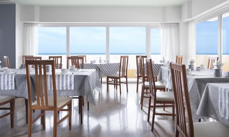 Картинка Hotel Near Carnaby Disco 3*