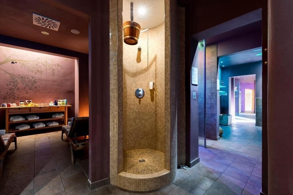 Фото Sovrana Hotel & Re Aqva SPA 4*