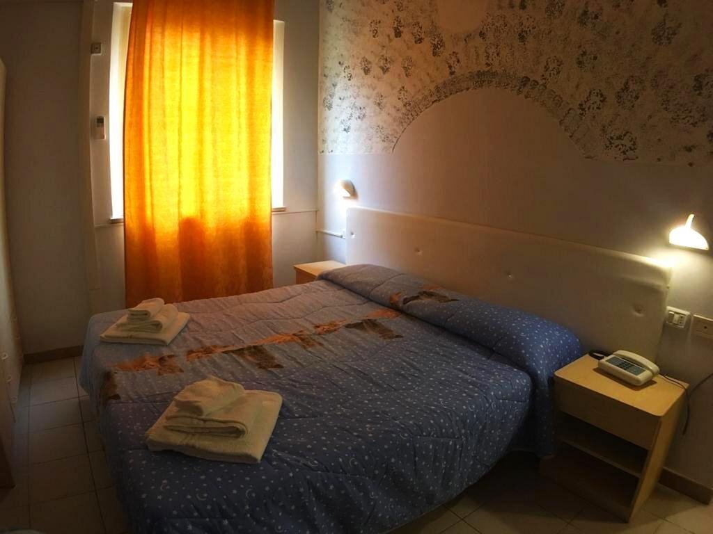 Happy 3* фотосуреті