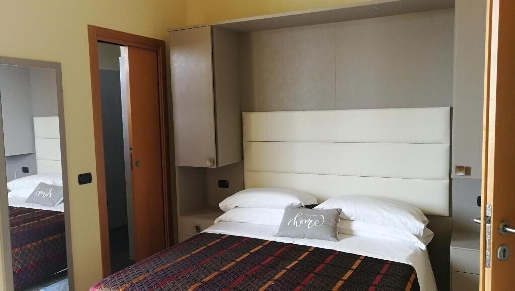 Hotel Alaska 3* қонақ үйі