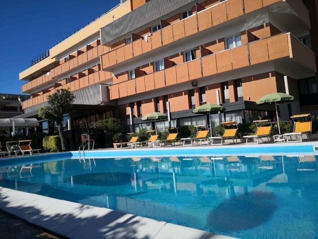 Park Hotel 4* қонақ үйі
