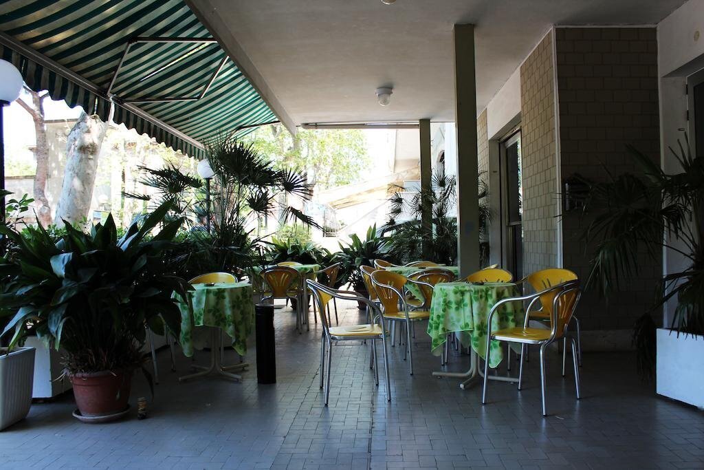 Hotel Leda 2* суреті