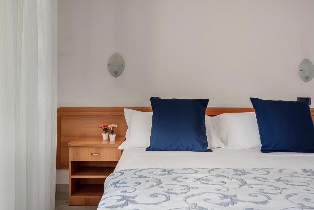 Residence Hotel Piccadilly (Marina Centro) апартаменты фотосуреті