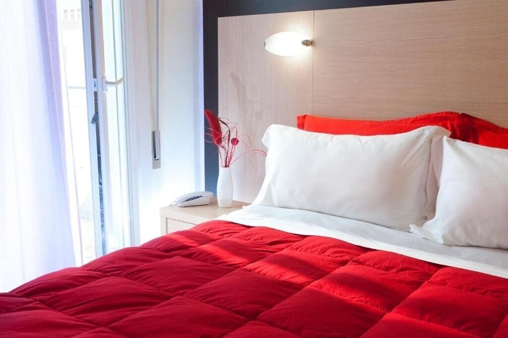 Отель Rubens 3*