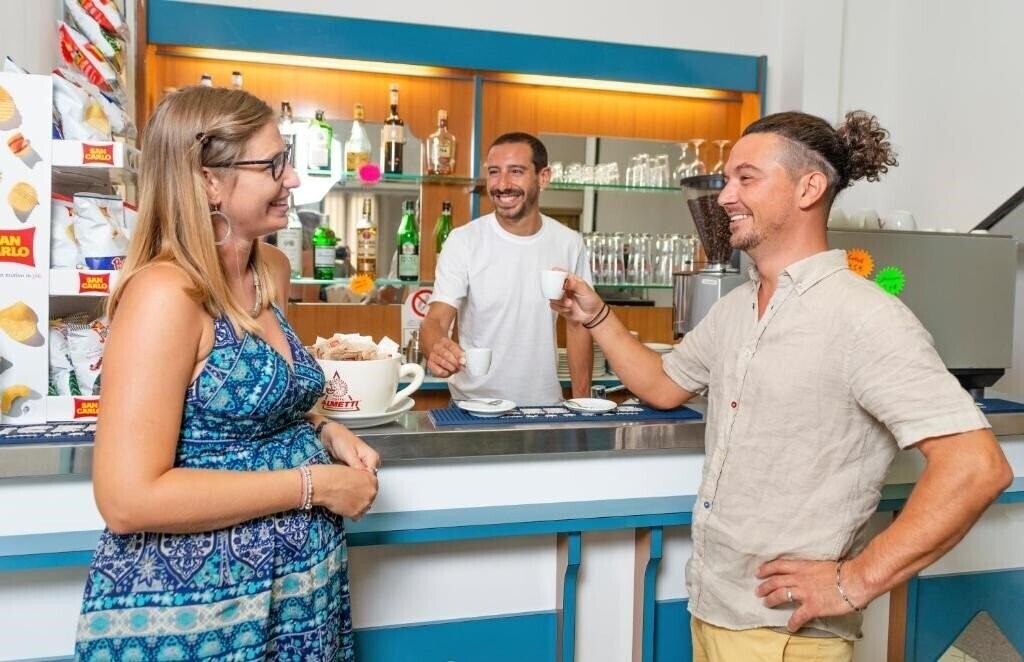 Eliseo 3* суреті