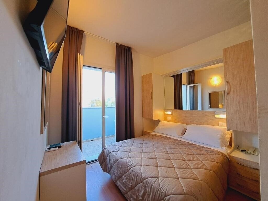Фото Butterfly Rimini (Rivazzura) 3*