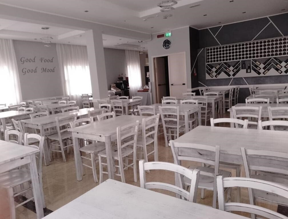 Hotel Liu 3* суреті