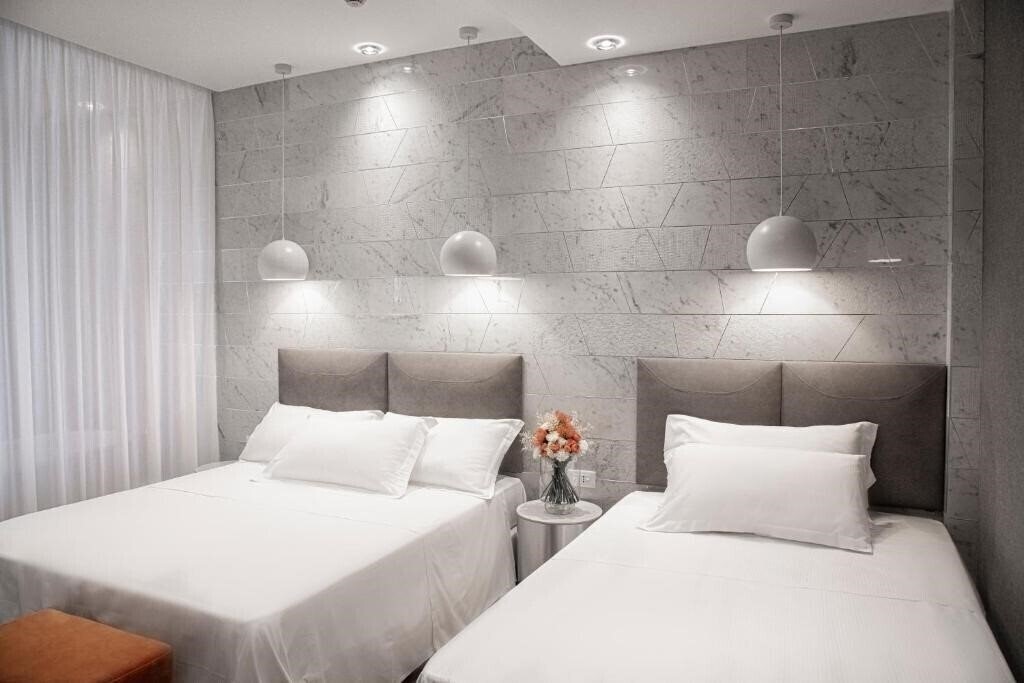 AmbientHotels Panoramic (ex. Panoramic Hotel) 2* суреті