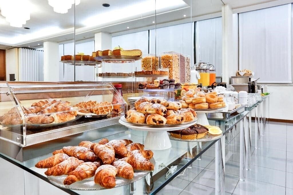 Sunset Hotel 4* суреті