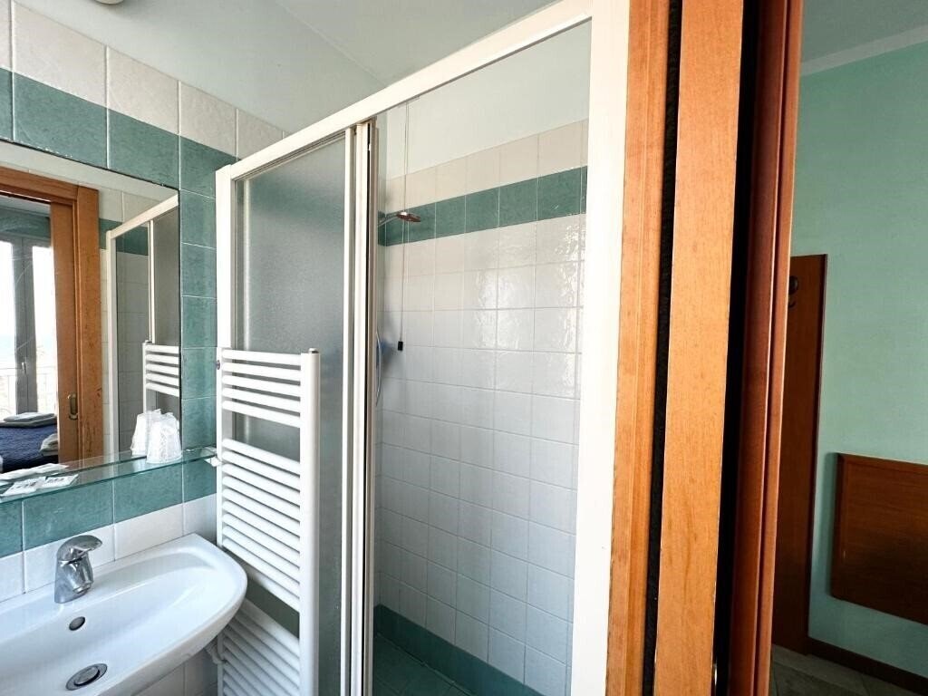 Blue Moon 3* суреті