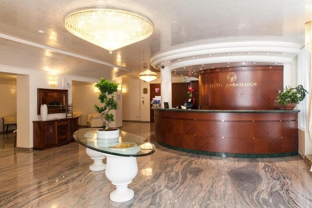 Ambassador Rimini 4* суреті