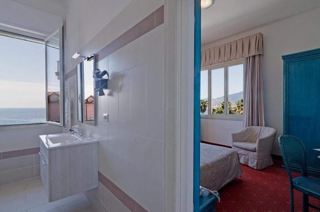 Фотография Ariston Montecarlo 3*