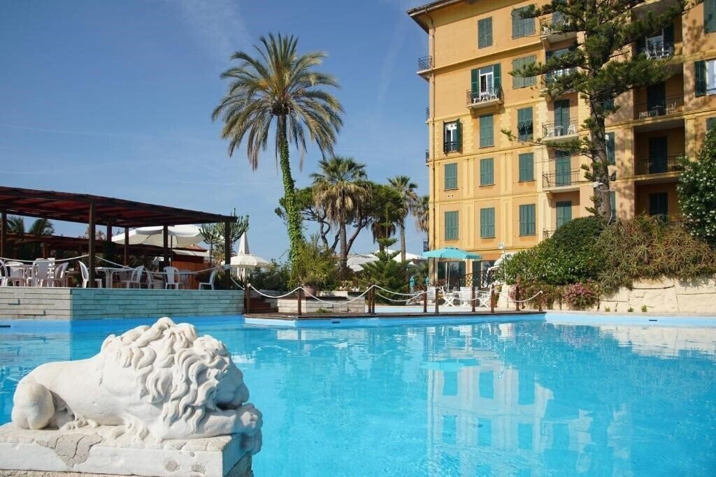 Изображение Grand Hotel Londra 4*