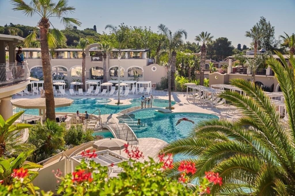 Отель Forte Village Resort - Hotel Le Palme 4*