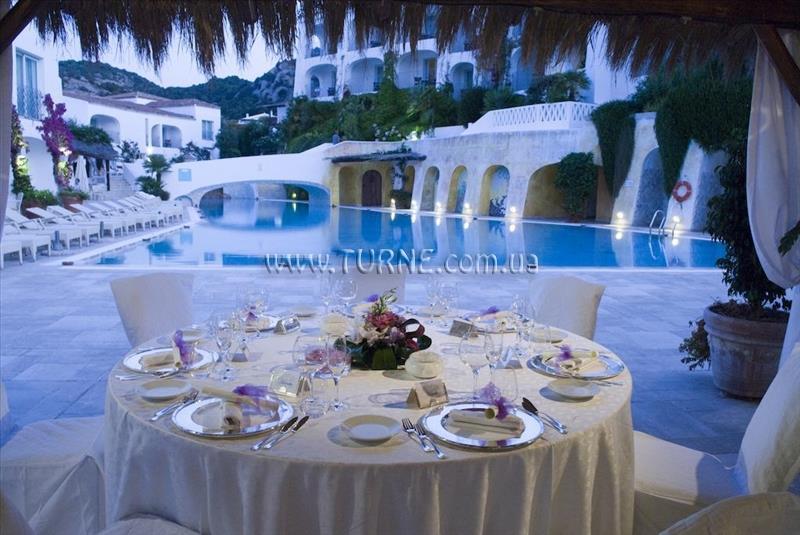 Grand Hotel Poltu Quatu 5* қонақ үйі