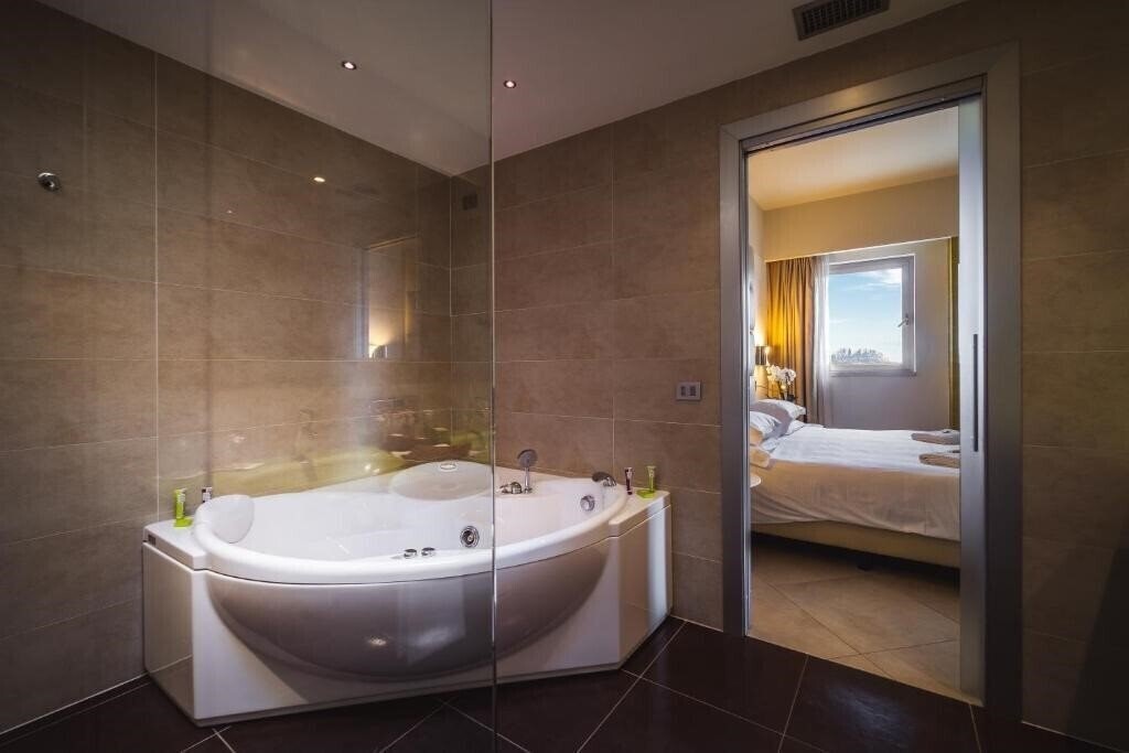 Jazz Hotel 4* суреті