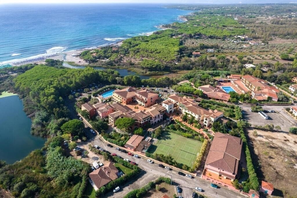 Фото Club Hotel Torre Moresca (ex. Nicolaus Club Torre Moresca) 4*