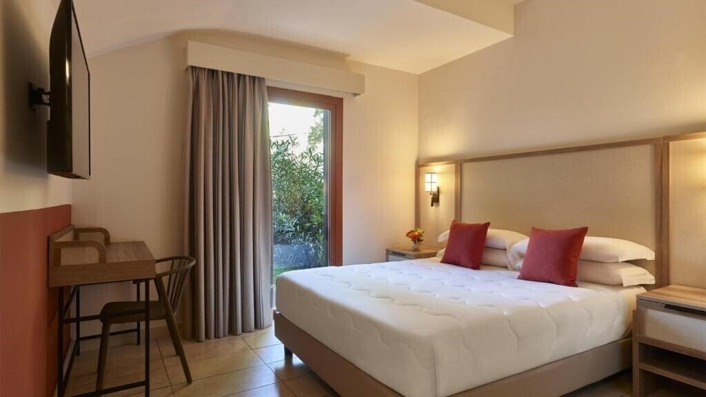 Calaserena Resort (ex. Calaserena Village) 4* фотосуреті