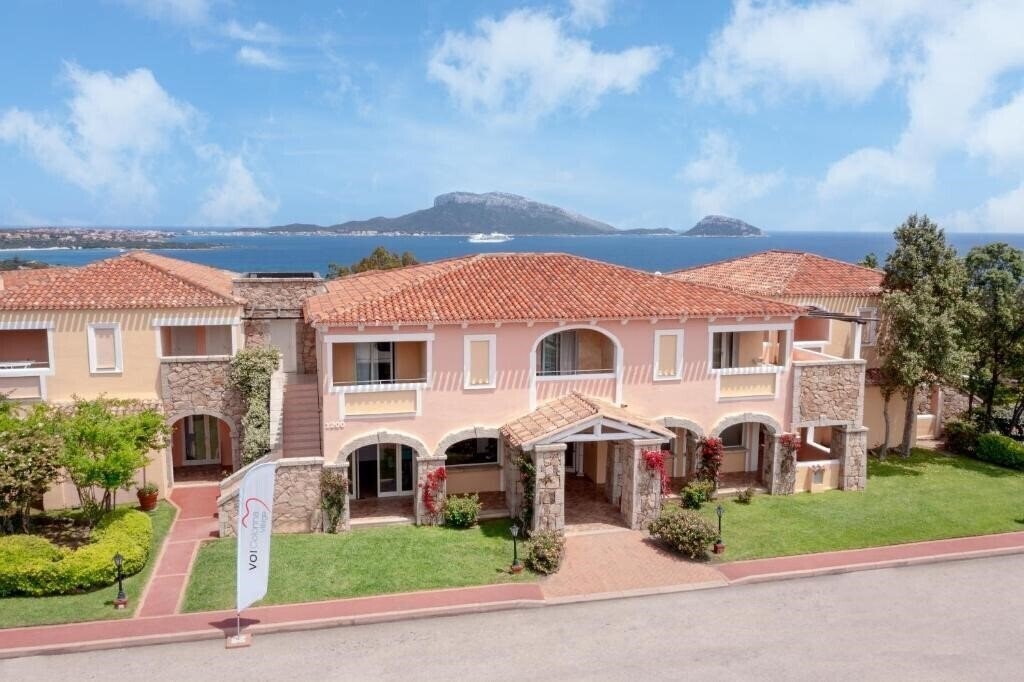 Отель Voi Colonna Village 4*