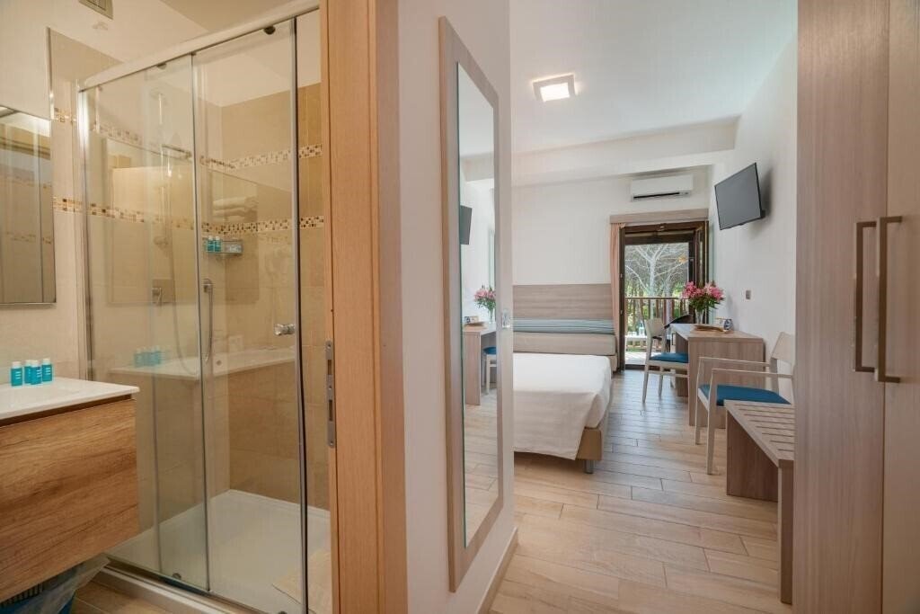 Portoconte (ex. Hotel Porto Conte) 4* фотосуреті