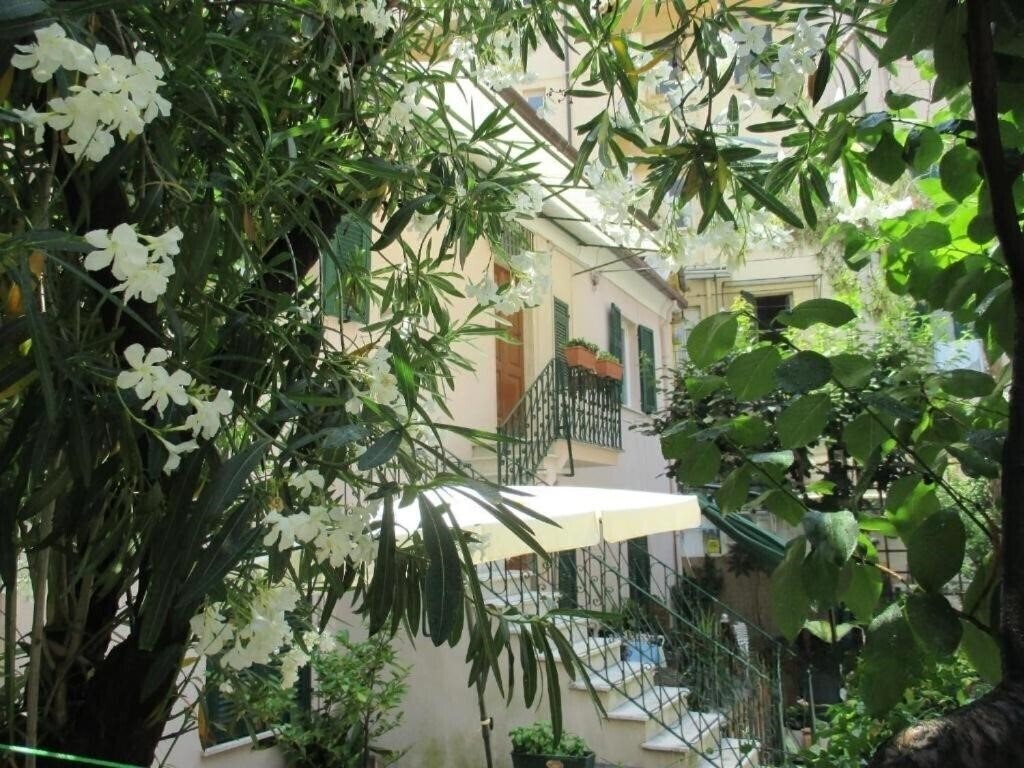 Il Giardino Degli Oleandri 4* фотосуреті