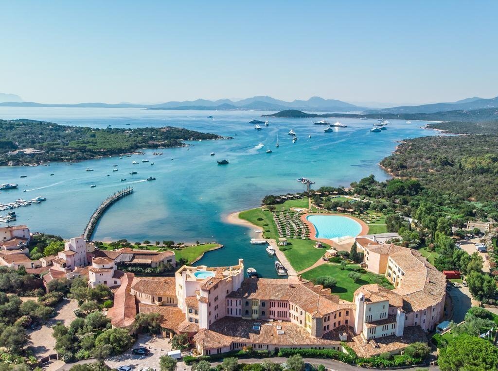 Cala Di Volpe 5* қонақ үйі