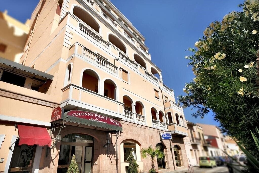 Colonna Palace Hotel Mediterraneo 4* қонақ үйі
