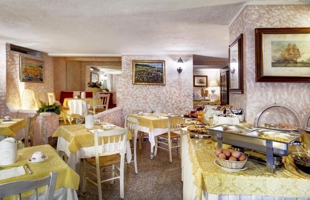 Colonna Palace Hotel Mediterraneo 4* суреті