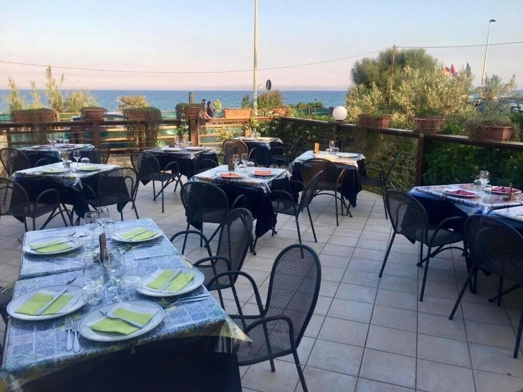 Фотография Jonio (Lido Di Noto) 3*