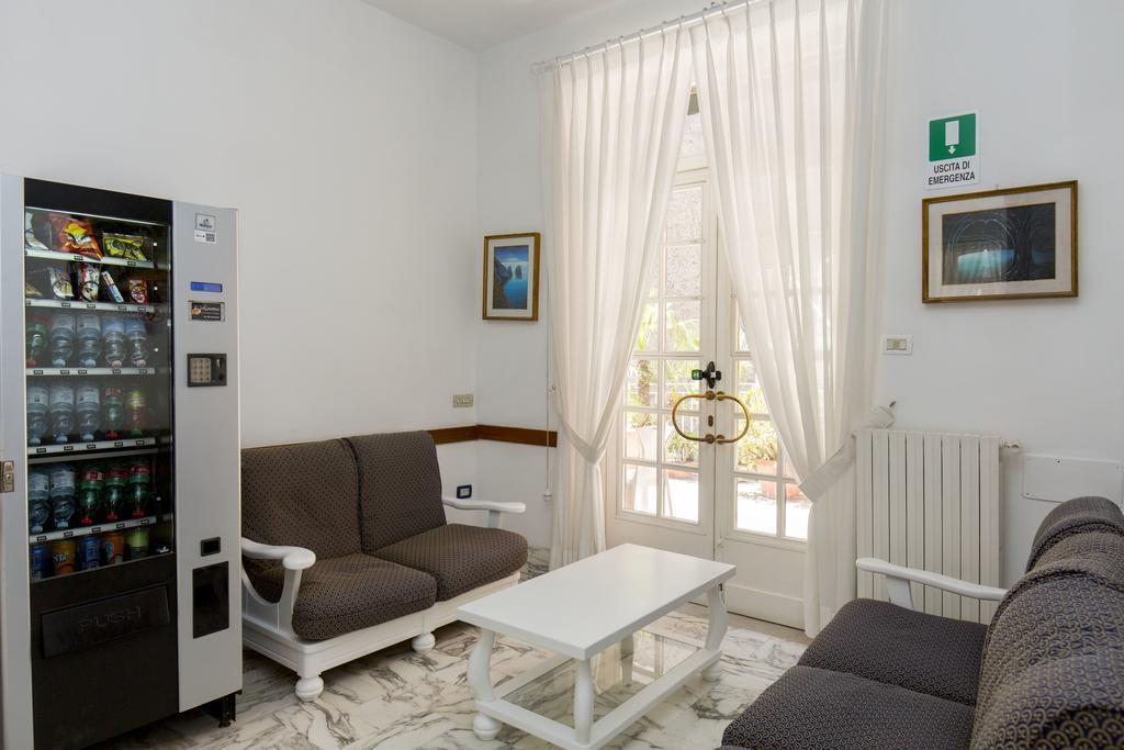 Отель Il Faro 3*