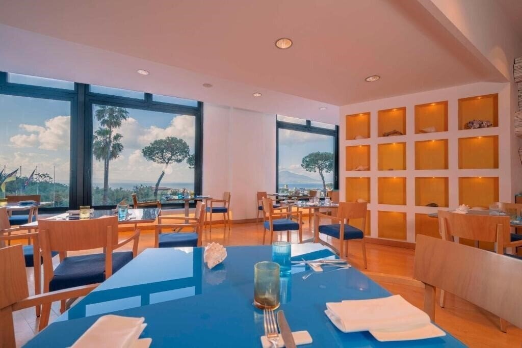 Hilton Sorrento Palace 4* фотосуреті