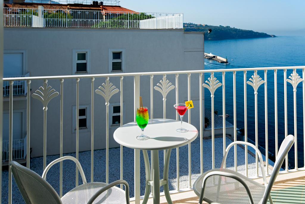 Riviera Grand 4* суреті