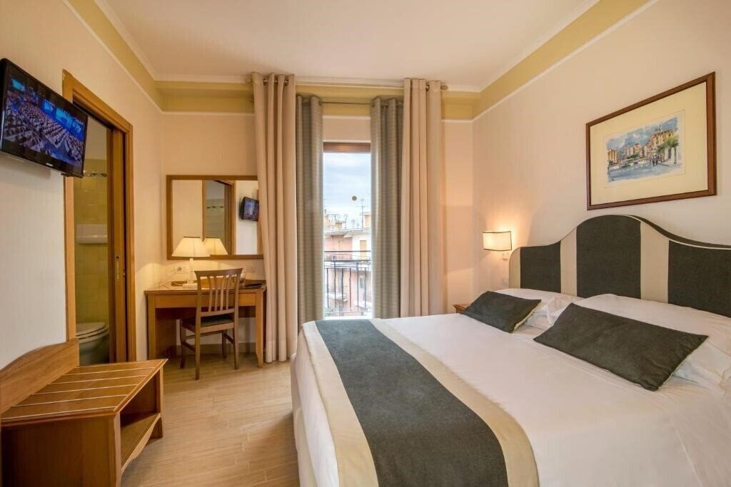 Фото Tourist Hotel 3*