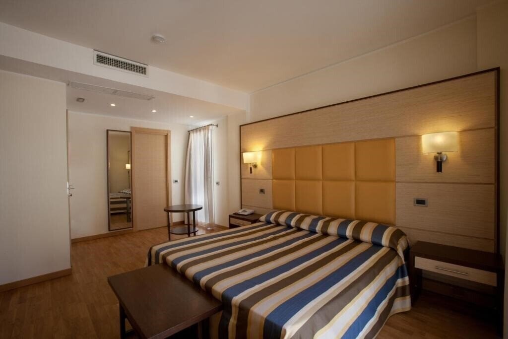Фото Virgilio Grand Hotel 4*