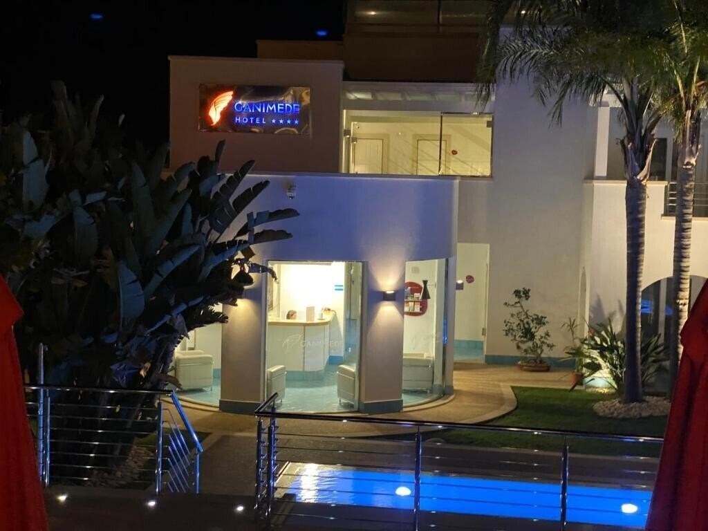 Ganimede 4* суреті