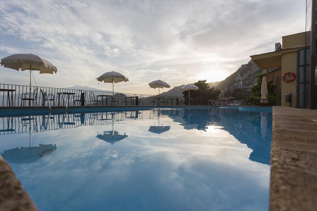 Фото Sole Castello (Taormina) 3*