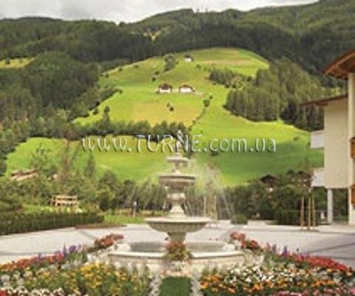 Alpenpalace 5* қонақ үйі