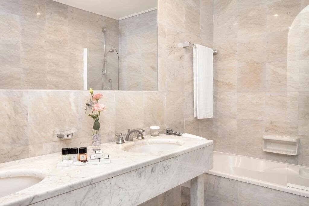 Фотография Hotel Sina Astor 4*