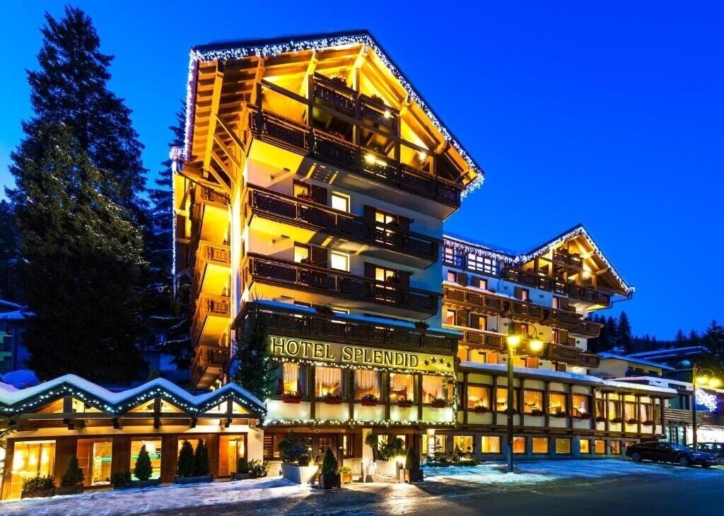 Отель Splendid (Madonna Di Campiglio) 4*