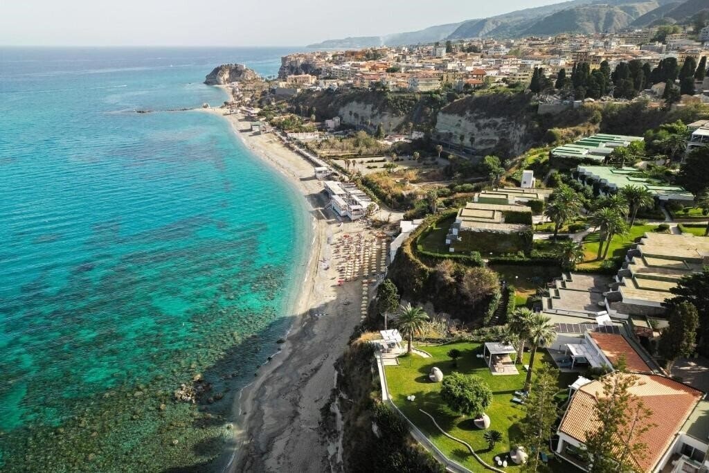 Labranda Rocca Nettuno Tropea 4* қонақ үйі